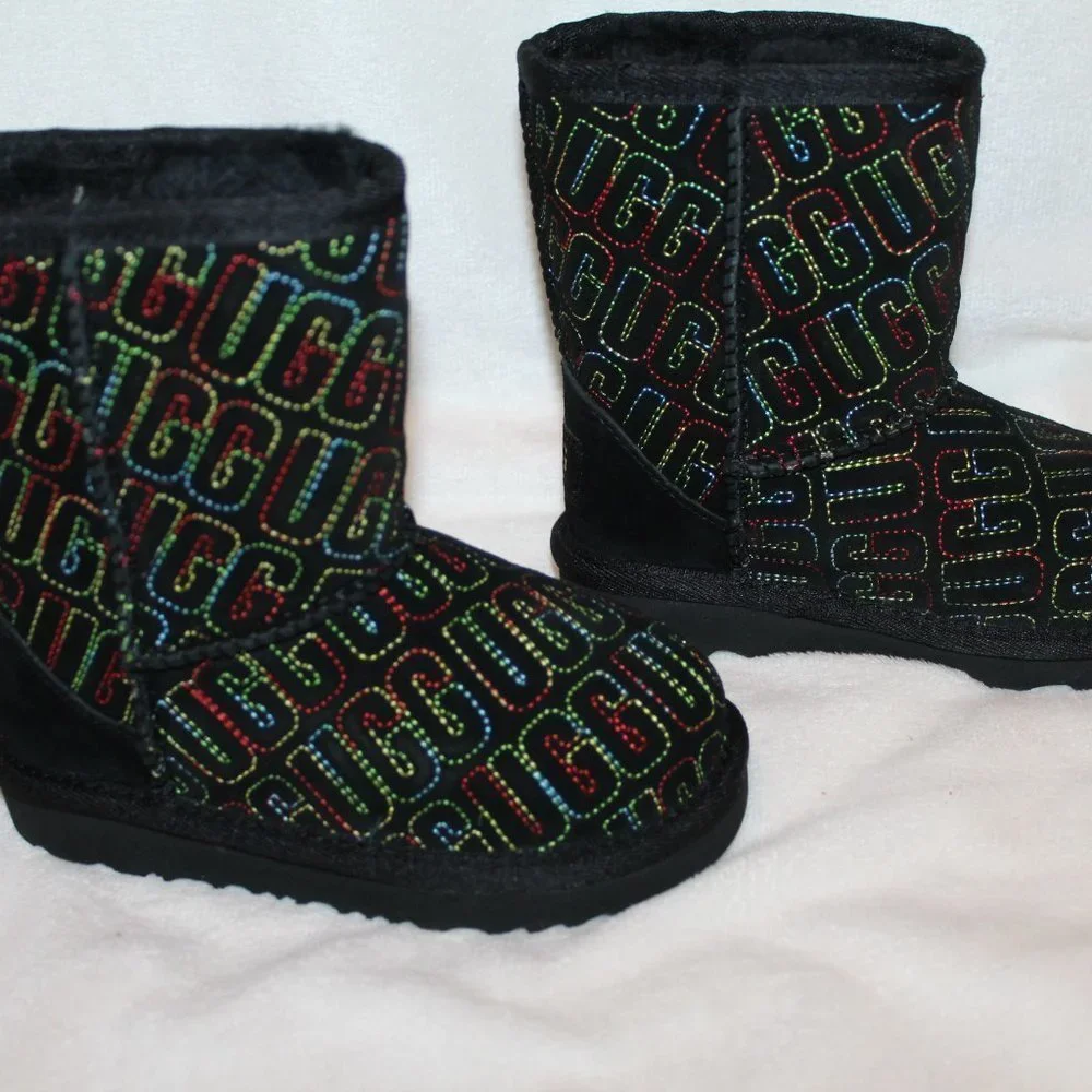 NIB‎ UGG TODDLER GIRL'S LOGO STITCH SUEDE SHEARLING BOOTS BLACK